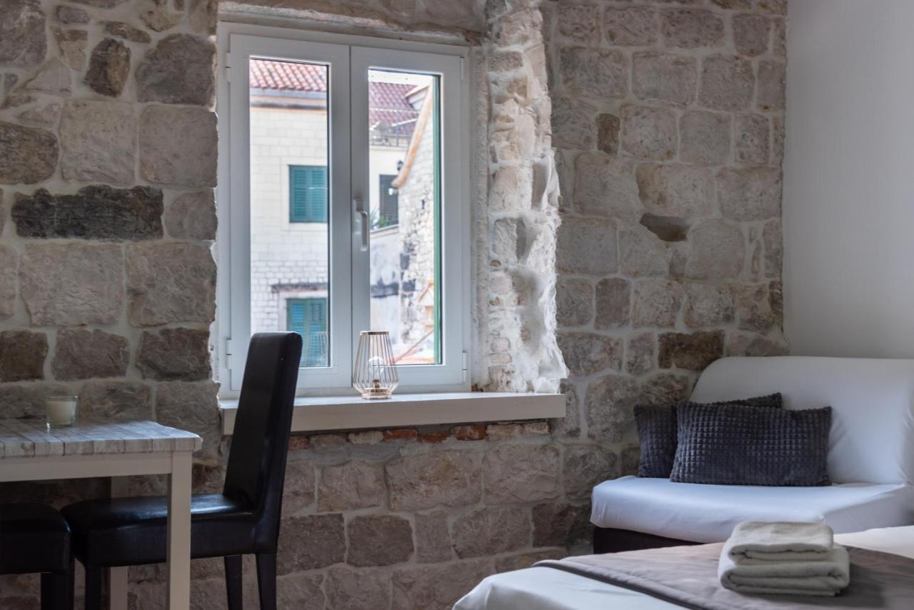 Camenno Apartments-The Heart Of Diocletian'S Palace-Open All Winter! Split Exterior photo