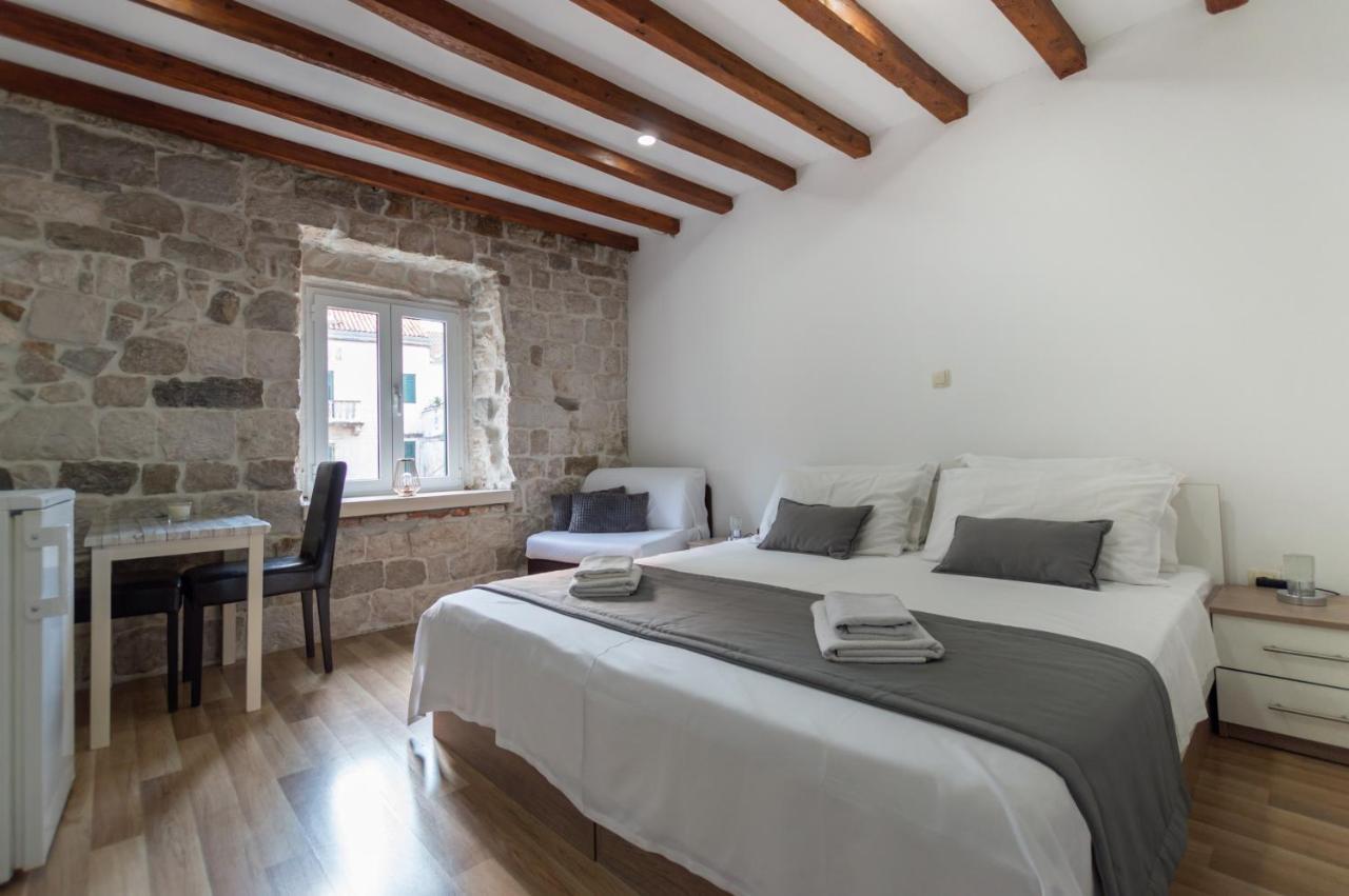 Camenno Apartments-The Heart Of Diocletian'S Palace-Open All Winter! Split Exterior photo