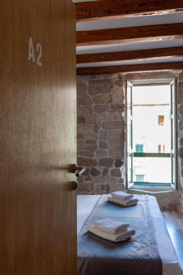 Camenno Apartments-The Heart Of Diocletian'S Palace-Open All Winter! Split Exterior photo