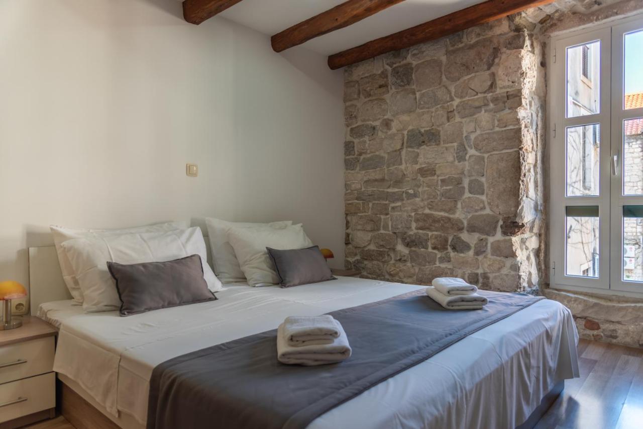 Camenno Apartments-The Heart Of Diocletian'S Palace-Open All Winter! Split Exterior photo